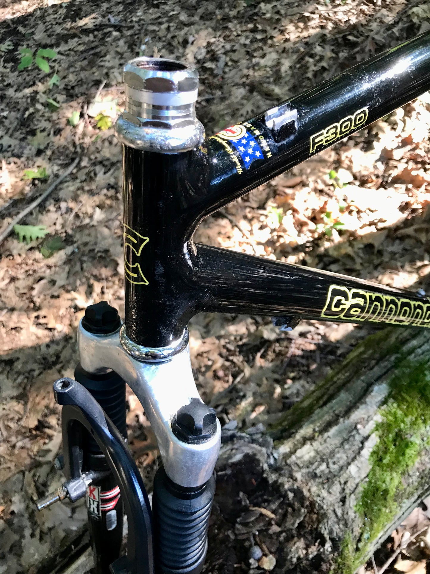 1997 Cannondale F300 Frame with Rock Show Quadra 5 Fork